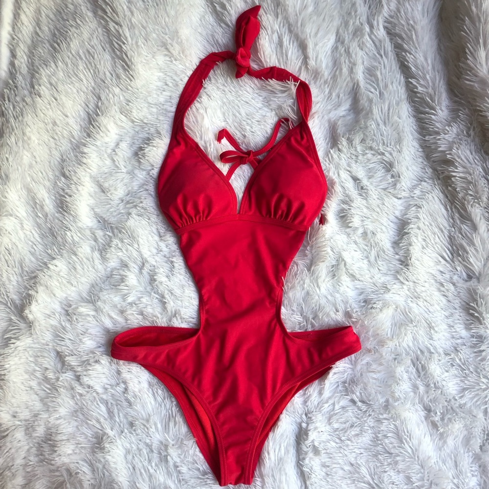 ☀️ RED CUT OUT ONE PIECE